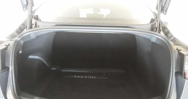 Tesla Model 3 Performance Dual AWD 11