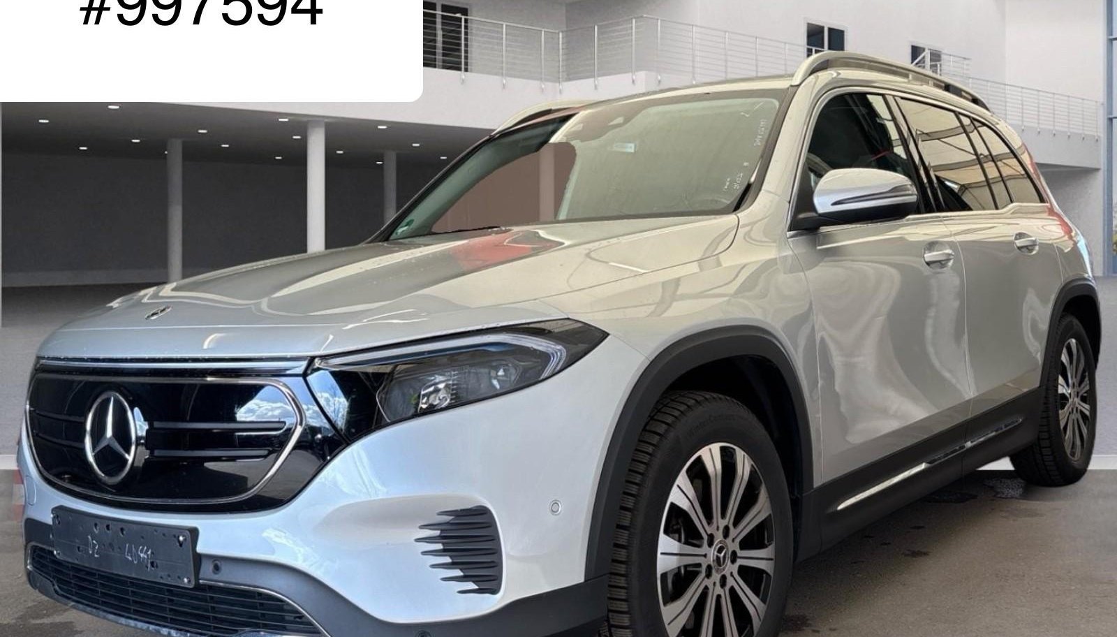 Mercedes-Benz EQB Electric Art