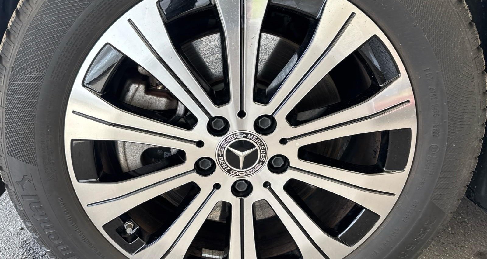 Mercedes-Benz EQB Electric Art 5