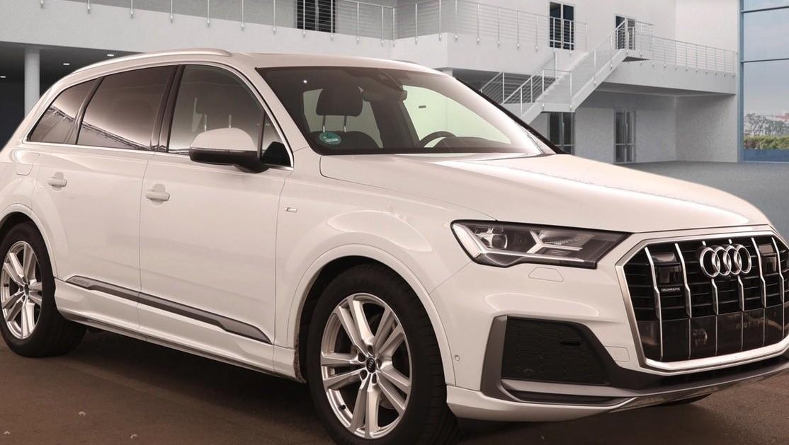 Audi Q7 S-Line 6