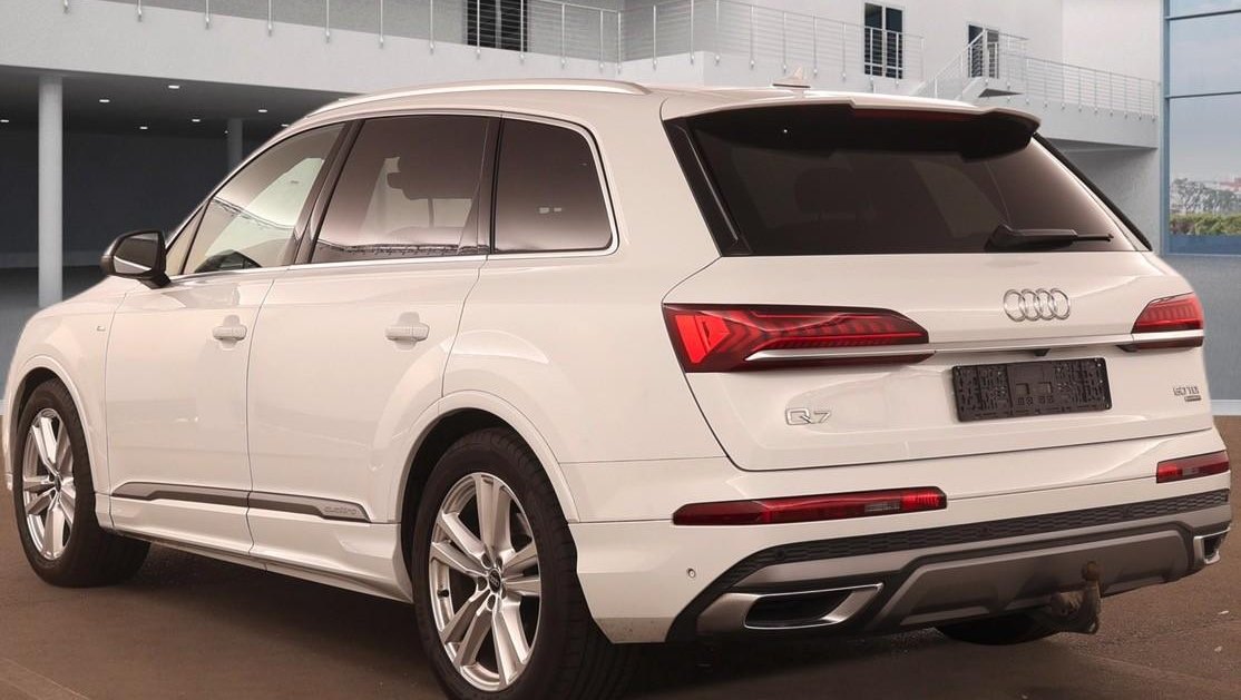 Audi Q7 S-Line 7