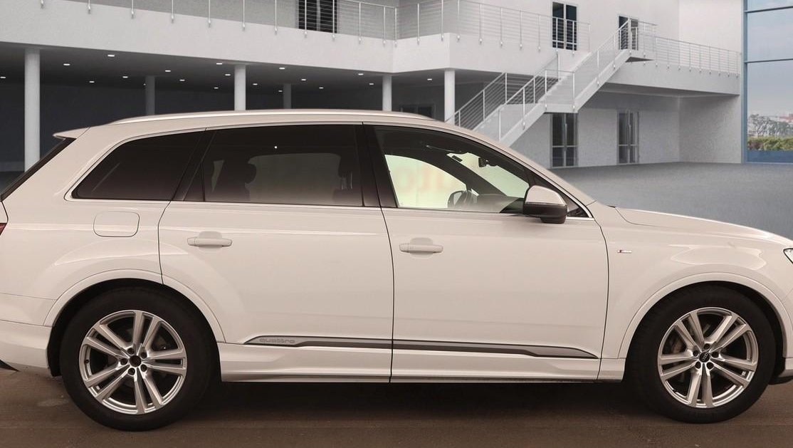 Audi Q7 S-Line 9