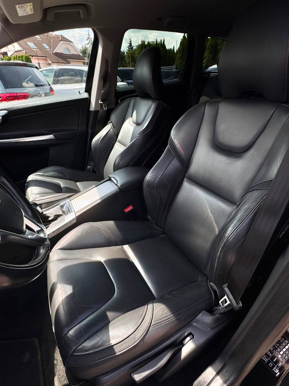 Draft ·Volvo XC60 (Ocean Race) 12