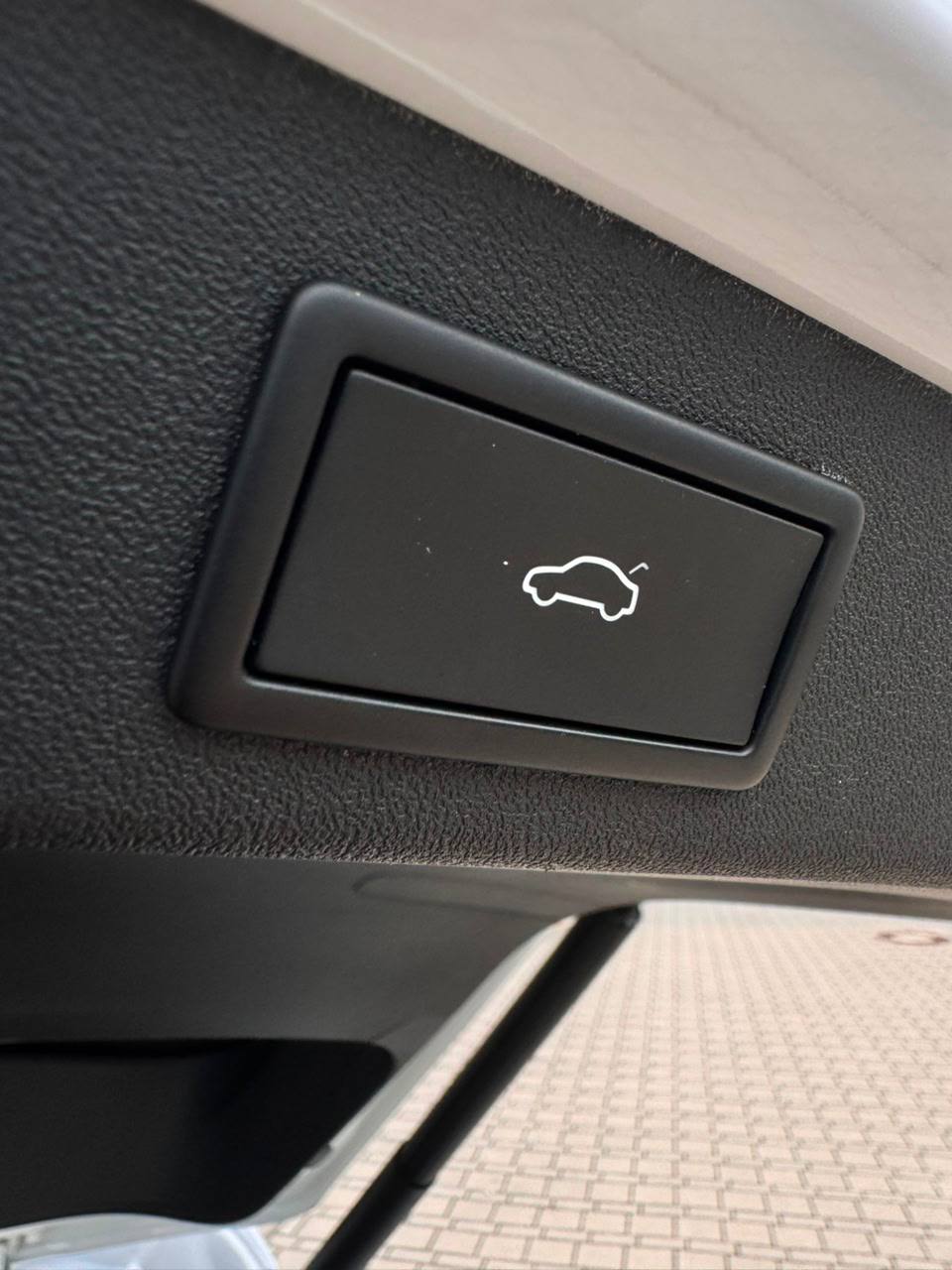 Skoda Kodiaq 7 місць 2024 17