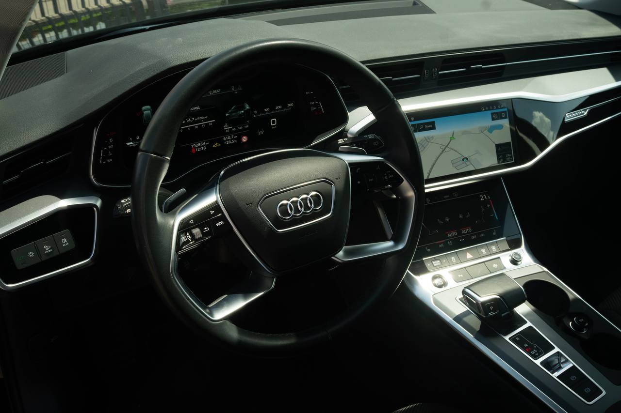 Audi A6 Black Shadow Quattro 8