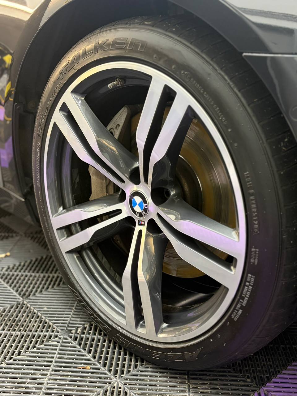 BMW 750i Individual M Sport 2017 4