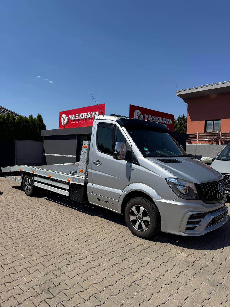 Odtahovka Mercedes Sprinter
