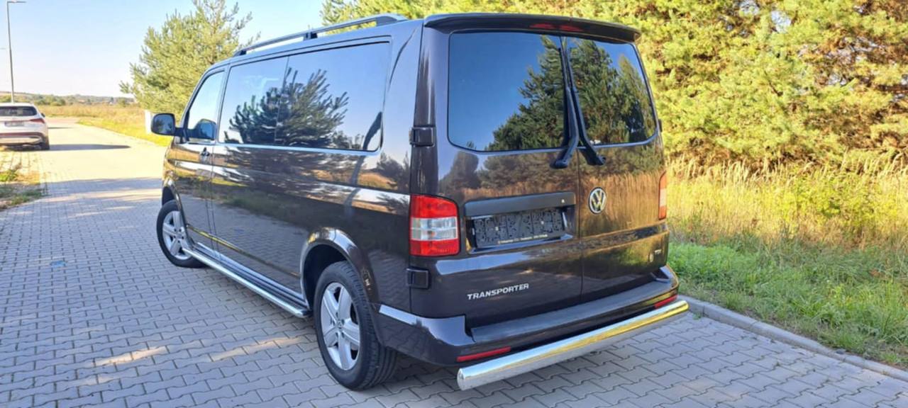 VW Multivan 7