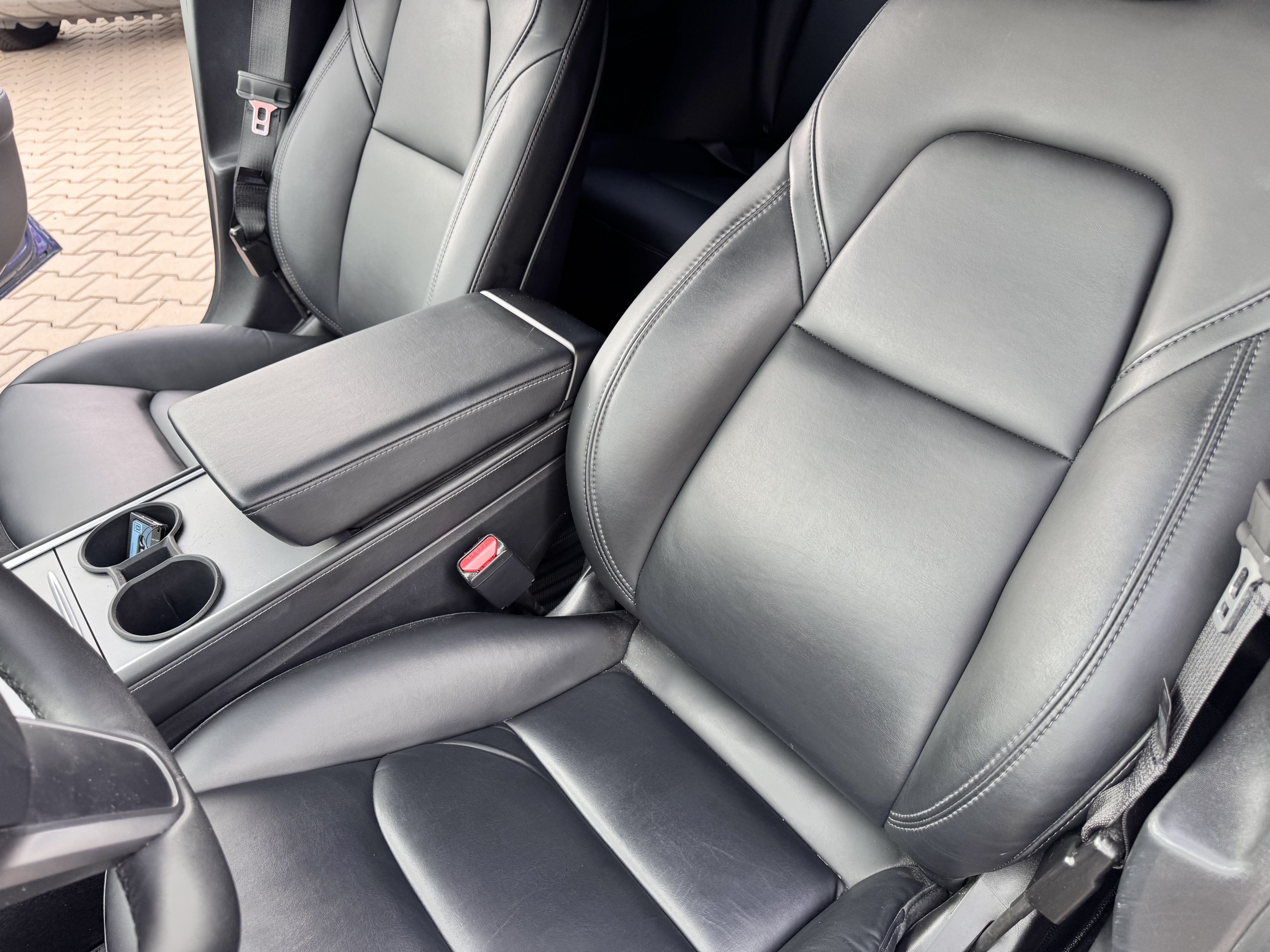 Tesla Model 3 Long Range 9