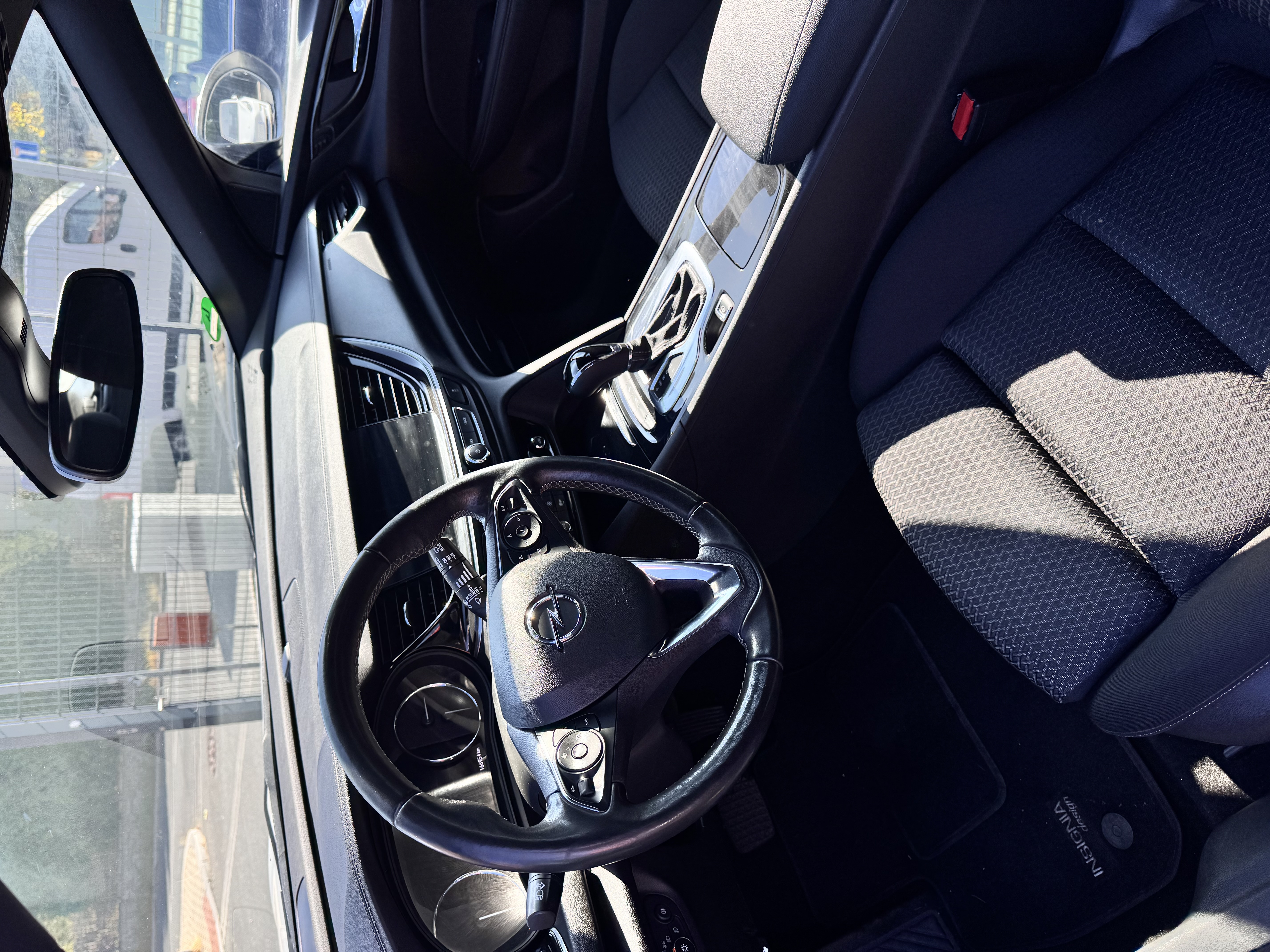 Opel Insignia Sports Tourer 2,0cdi 8