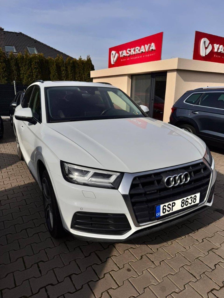 Audi Q5 quattro 6