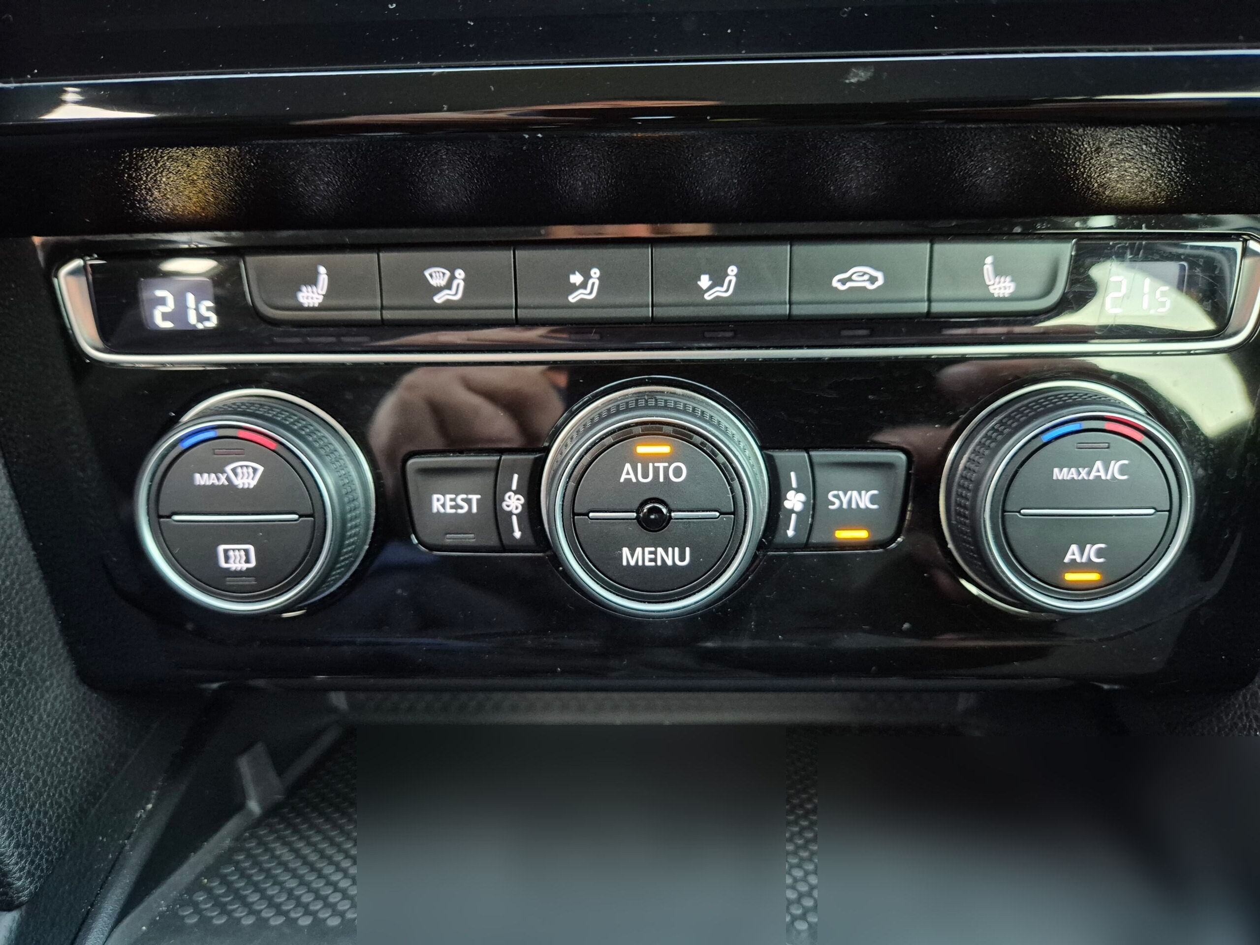 Volkswagen Passat 1.5 2019 19