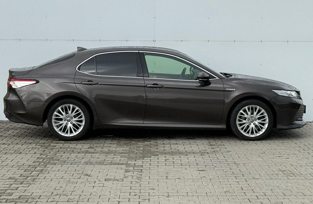 Toyota Camry 2.5 Hybrid 2019 8