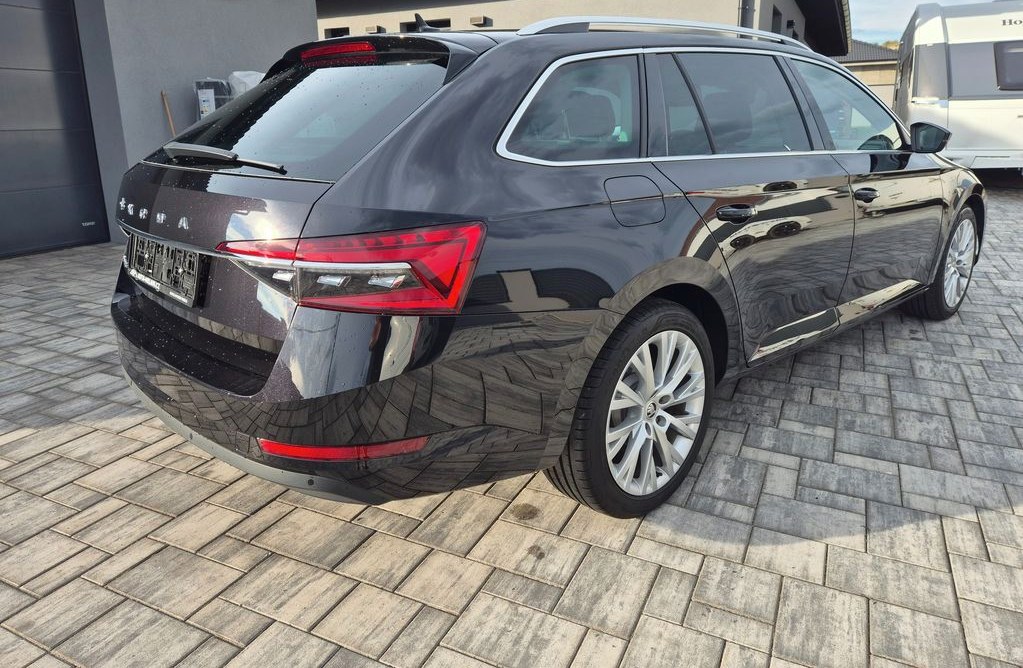 Škoda Superb 2.0 2023 7