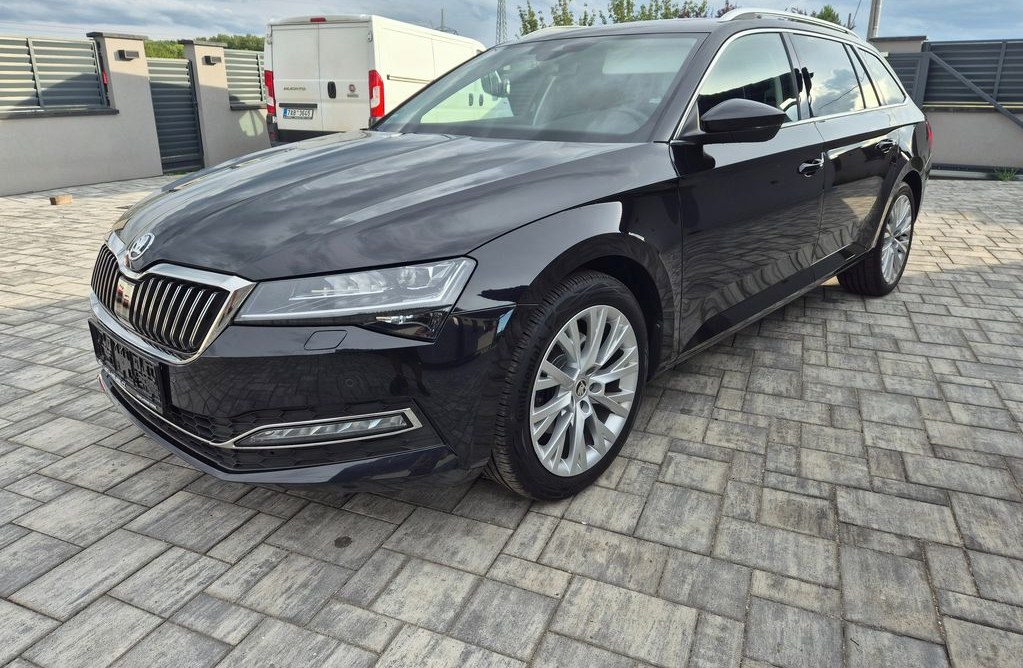 Škoda Superb 2.0 2023 3