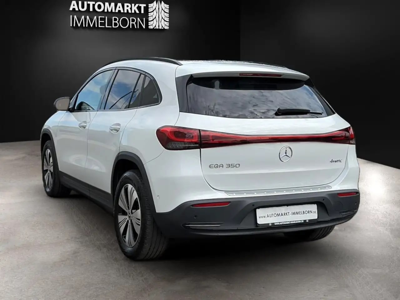 Mercedes-Benz EQA 350 4Matic SO96%*Pano*360*HUD*AHK*Night*18 5