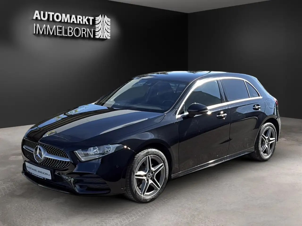 Mercedes-Benz A 250 e AMG Burmest*AHK*Alcantara*18*VZ*Spur 4