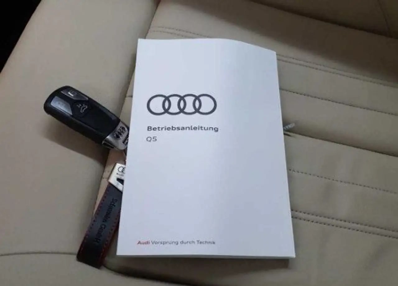 Audi Q5 quattr S line 20*lED*NaviTouch*Leder*360*STHZ 11