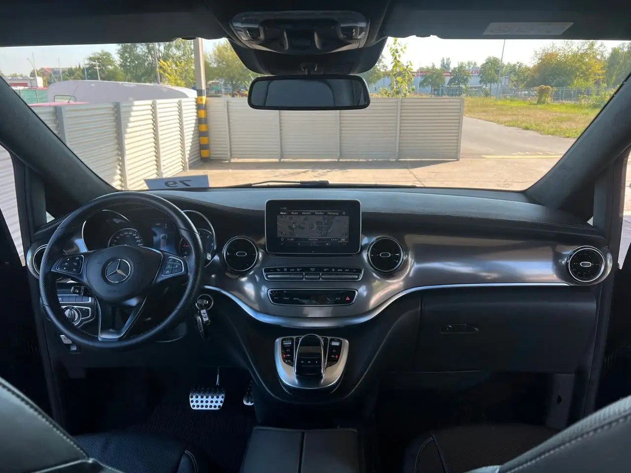 Mercedes-Benz V 250 d LANG EXCLUSIVE 9G COMAND 360°KAMERA PANO 17