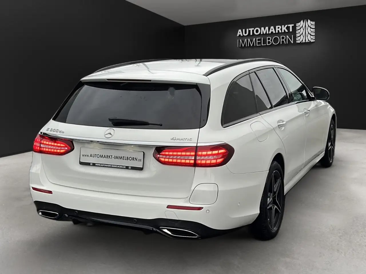 Mercedes-Benz E 300 de AMG Allrad 360*Pano*Burmest*SOH 92%*Dis 7