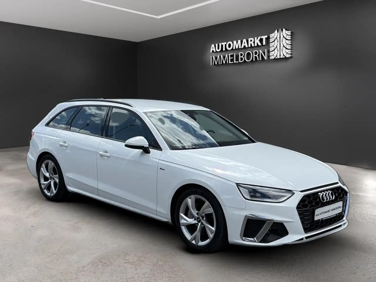 Audi A4 S line VollLeder*Sound*LED*17*NaviTouch*1Hand