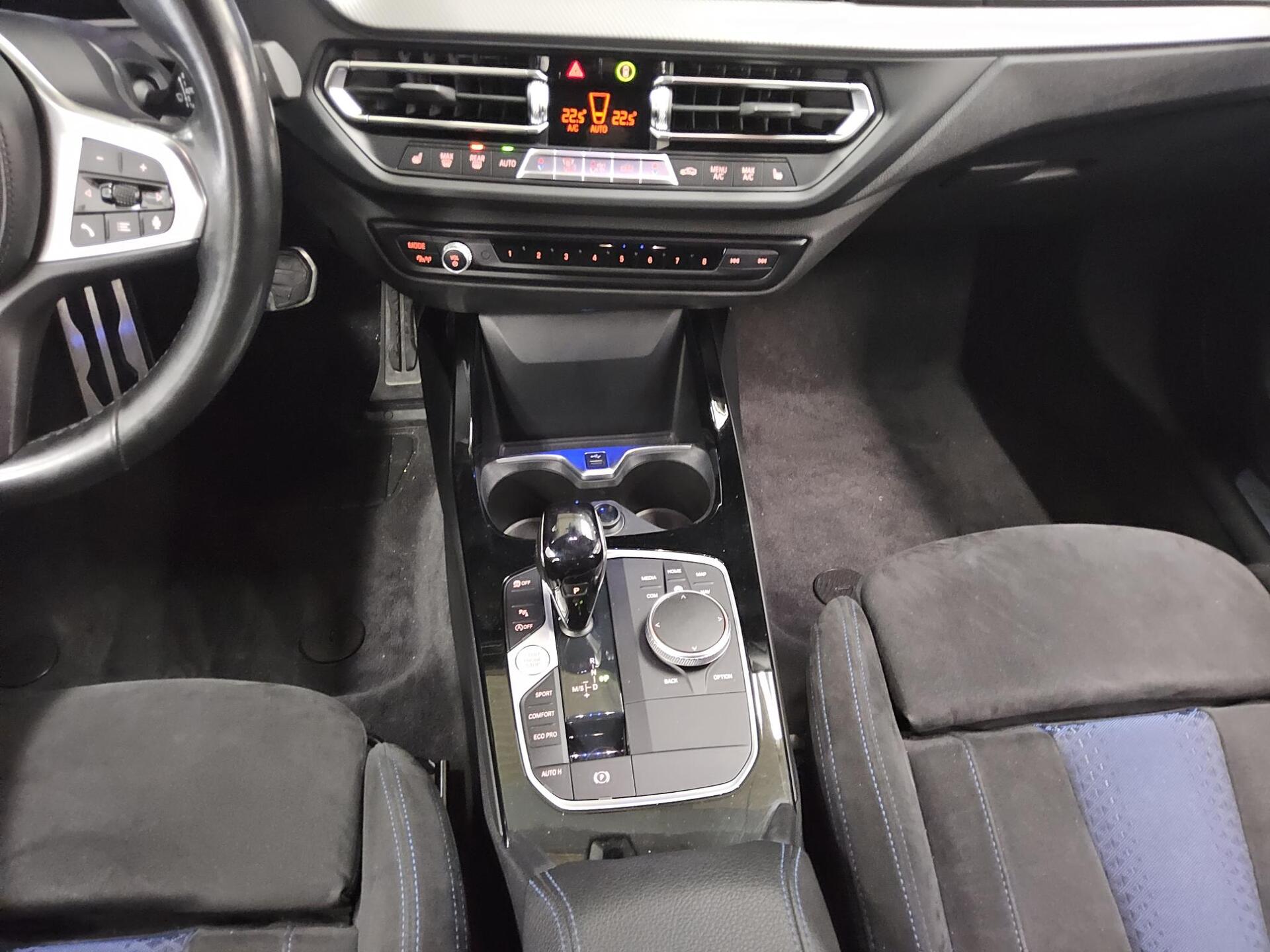 BMW 118dA M-Sport Navi LC Pro LED Kamera 6