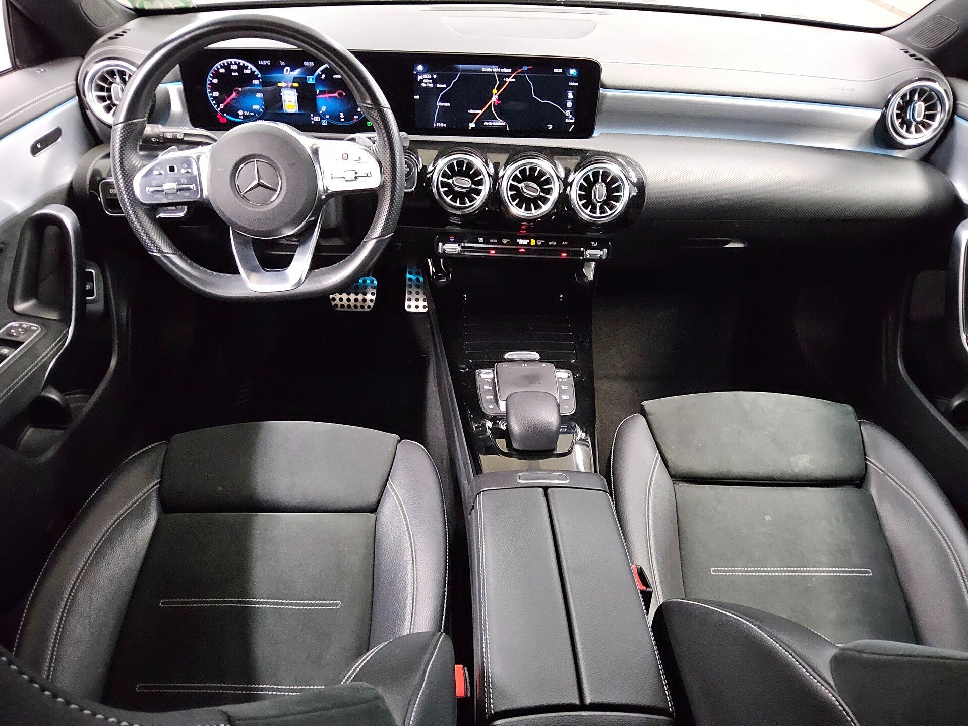 Mercedes-Benz CLA 200 SB d AMG-Line Night Navi LED RfK MBUX-AR 5