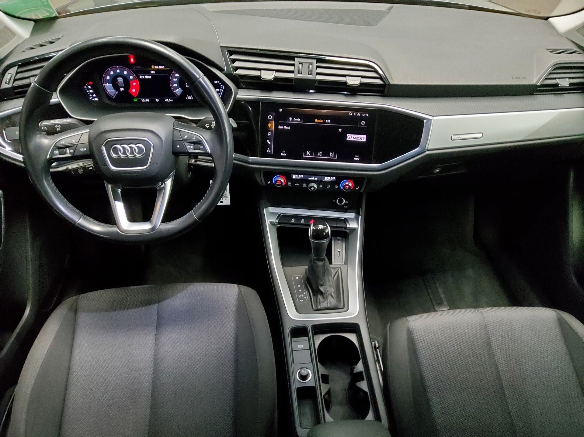 Audi Q3 35 TFSI Navi vc LED ACC PDC SHZ 5