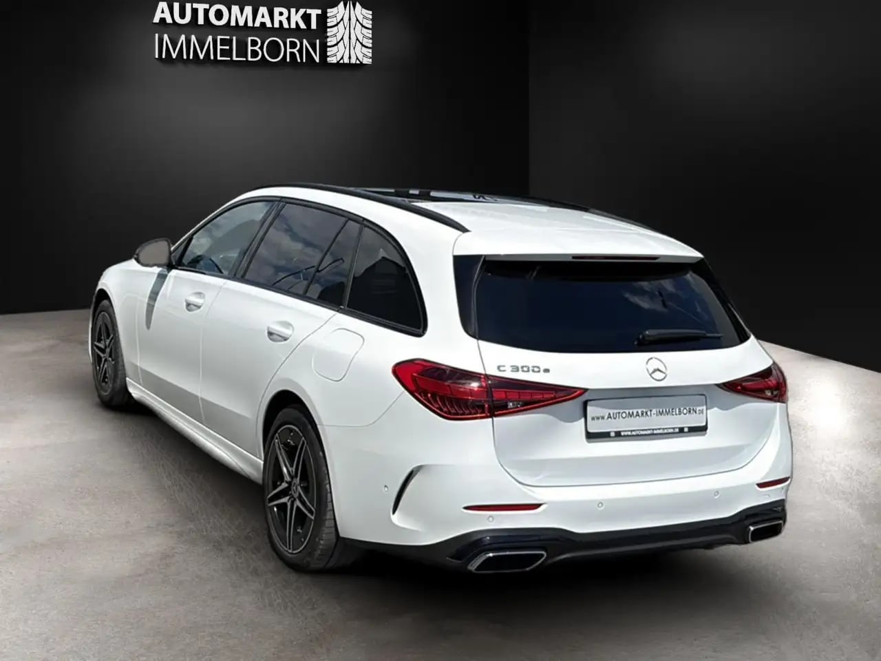 Mercedes-Benz C 300 T e 2 AMG Burmest*Pano*Distro*AHK*Kamera*1 10