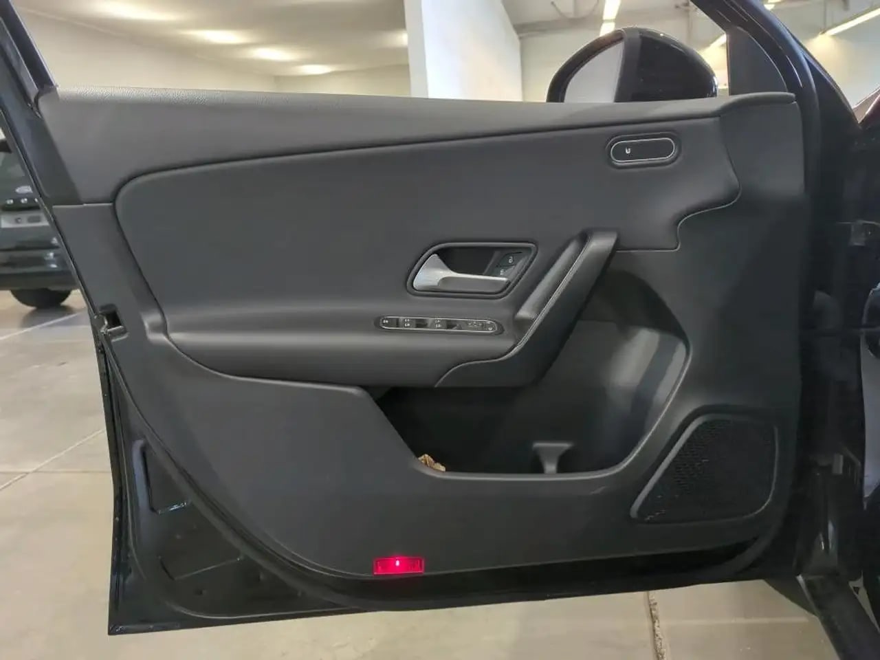 Mercedes-Benz A 180 d AUTOMATIK Kamera*Navi*DAB*SPUR*VKZ*1Hand 12