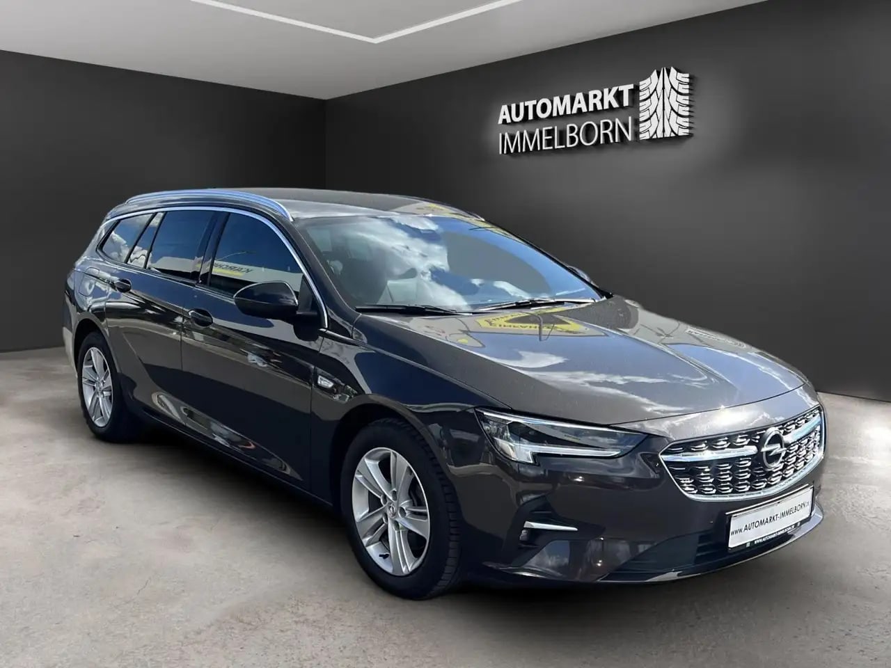 Opel Insignia B Sports T Business AHK*HUD*Kamera*LED*