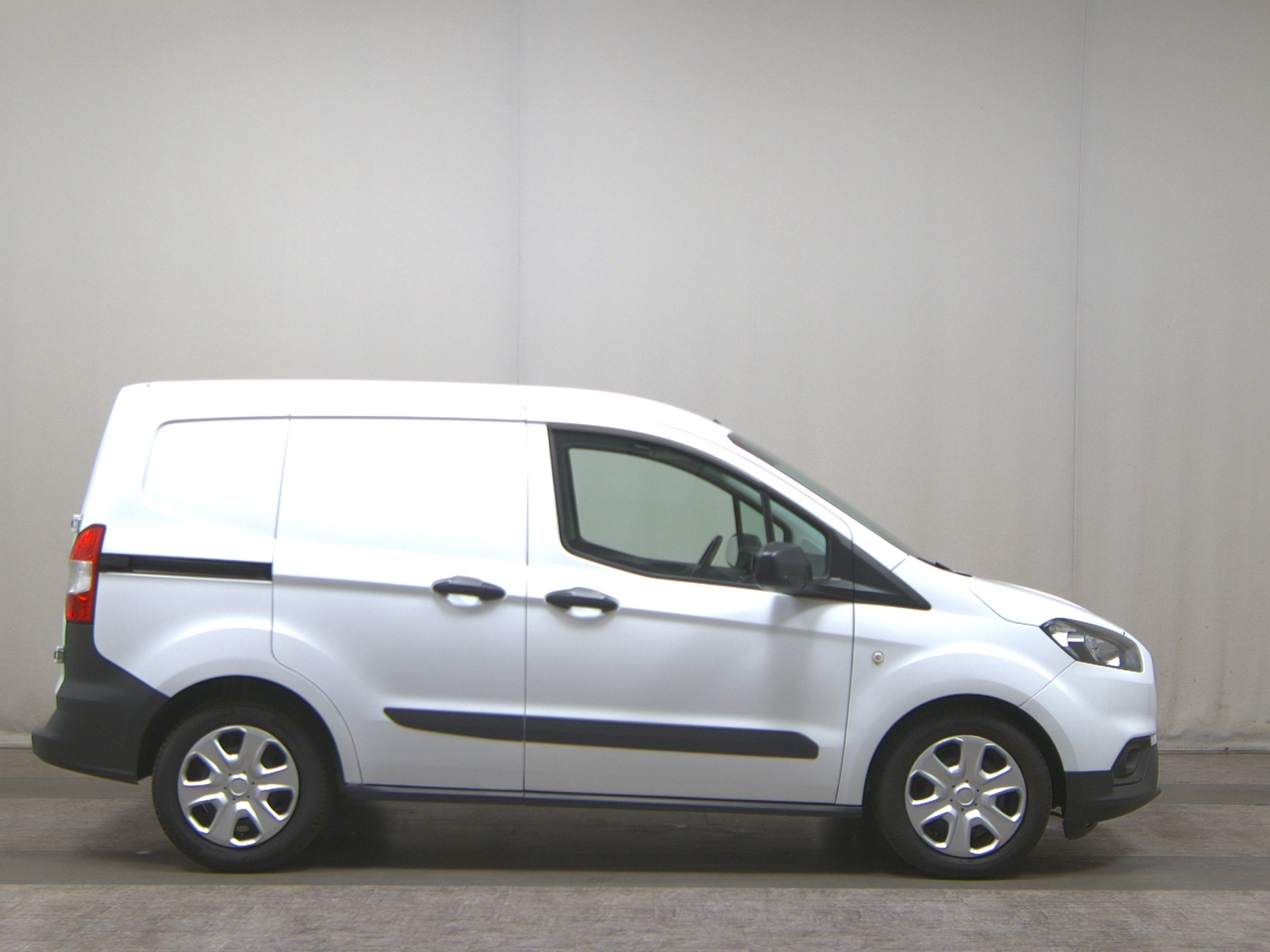 Ford Transit Courier 1.0 EB Trend Navi PDC
