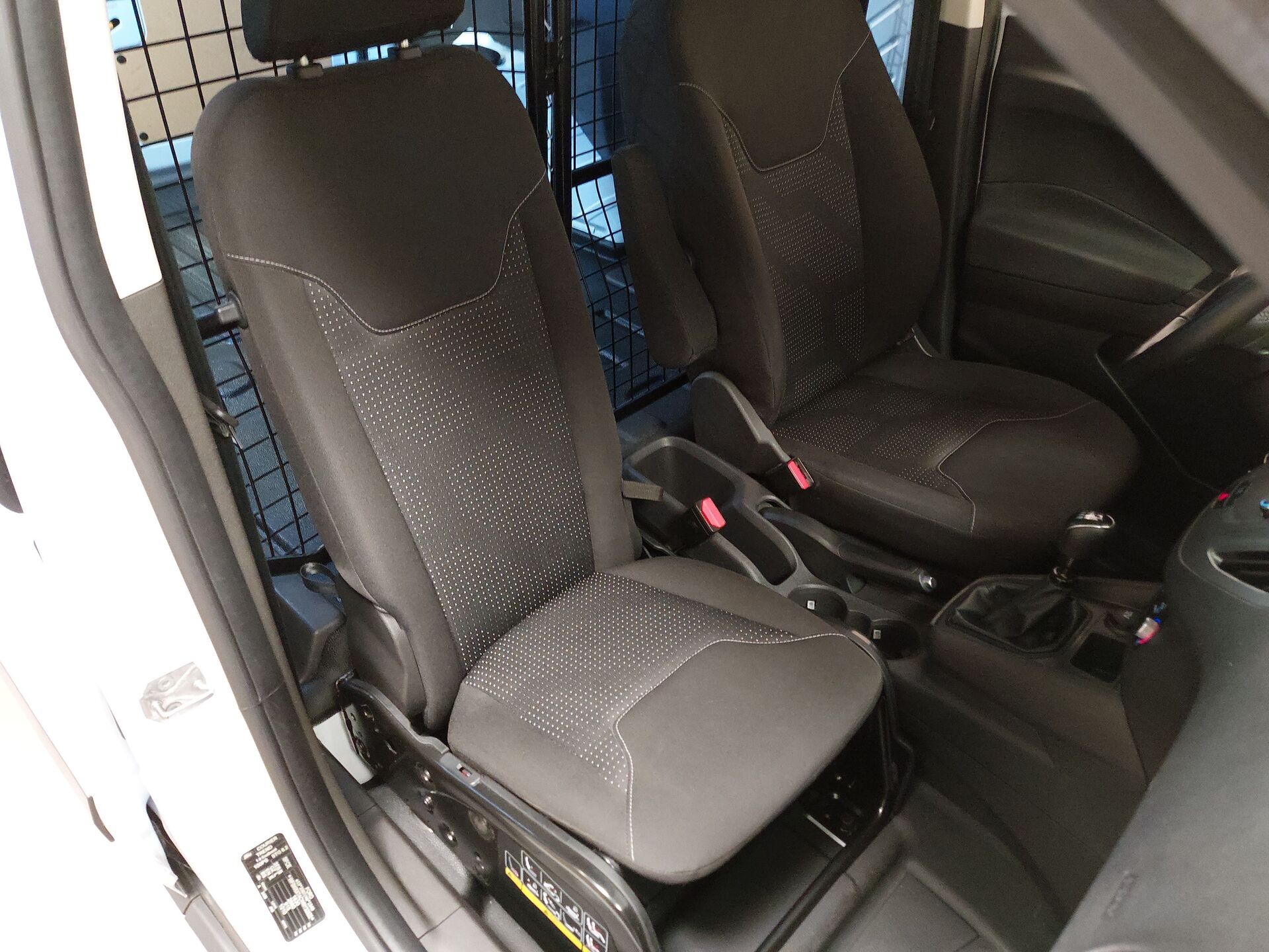 Ford Transit Courier 1.0 EB Trend Navi PDC 11
