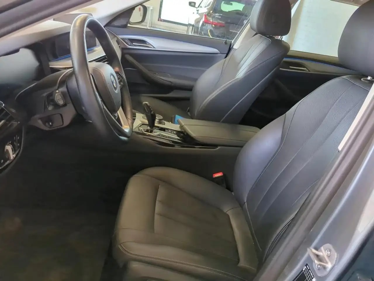 BMW 530 e AHK*ACC*Kamera*HUD*H&K*Leder*LED*NaviTouch 7