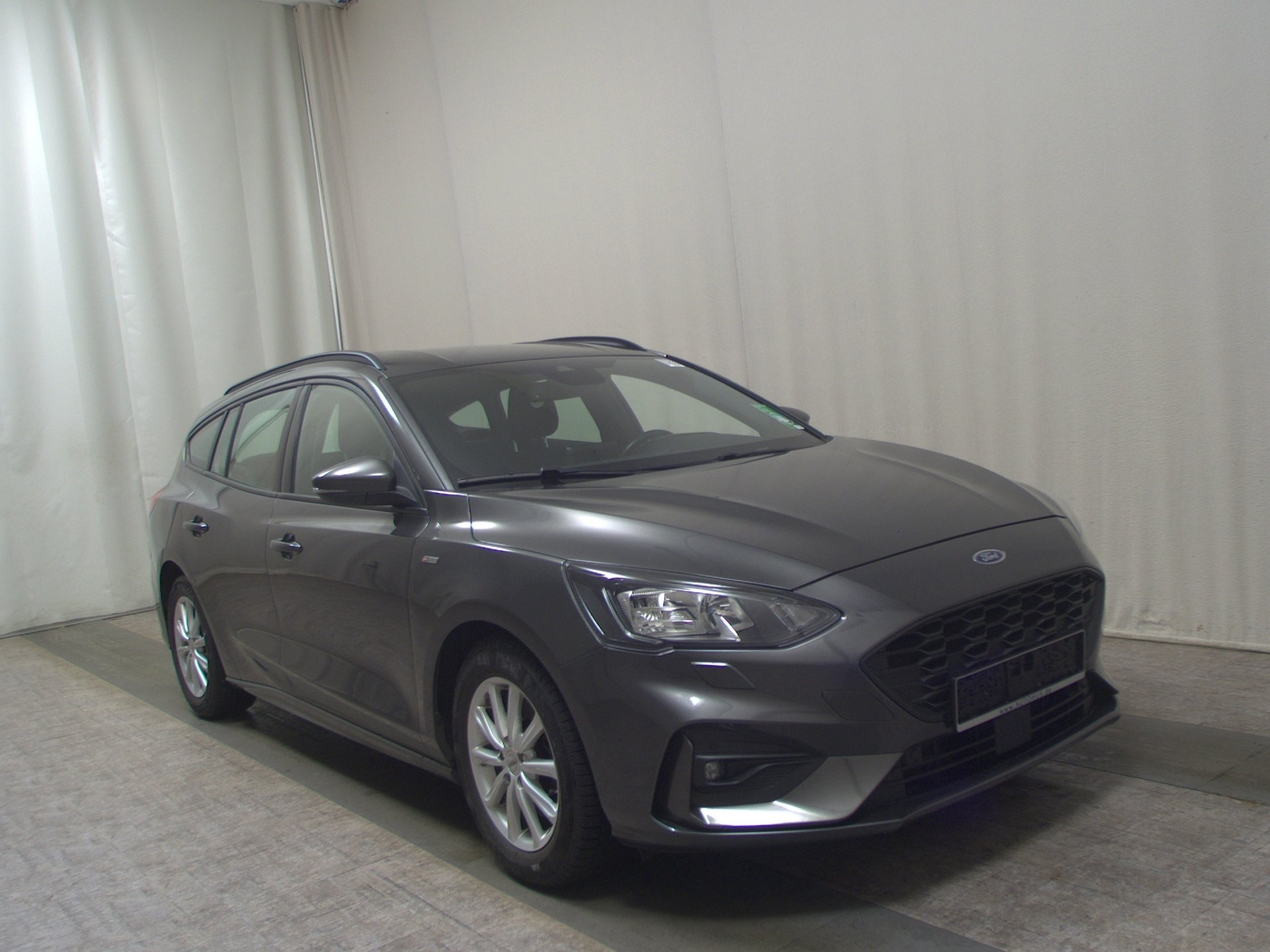 Ford Focus Turnier 1.5 EB ST-Line Navi LED PDC Shz 3