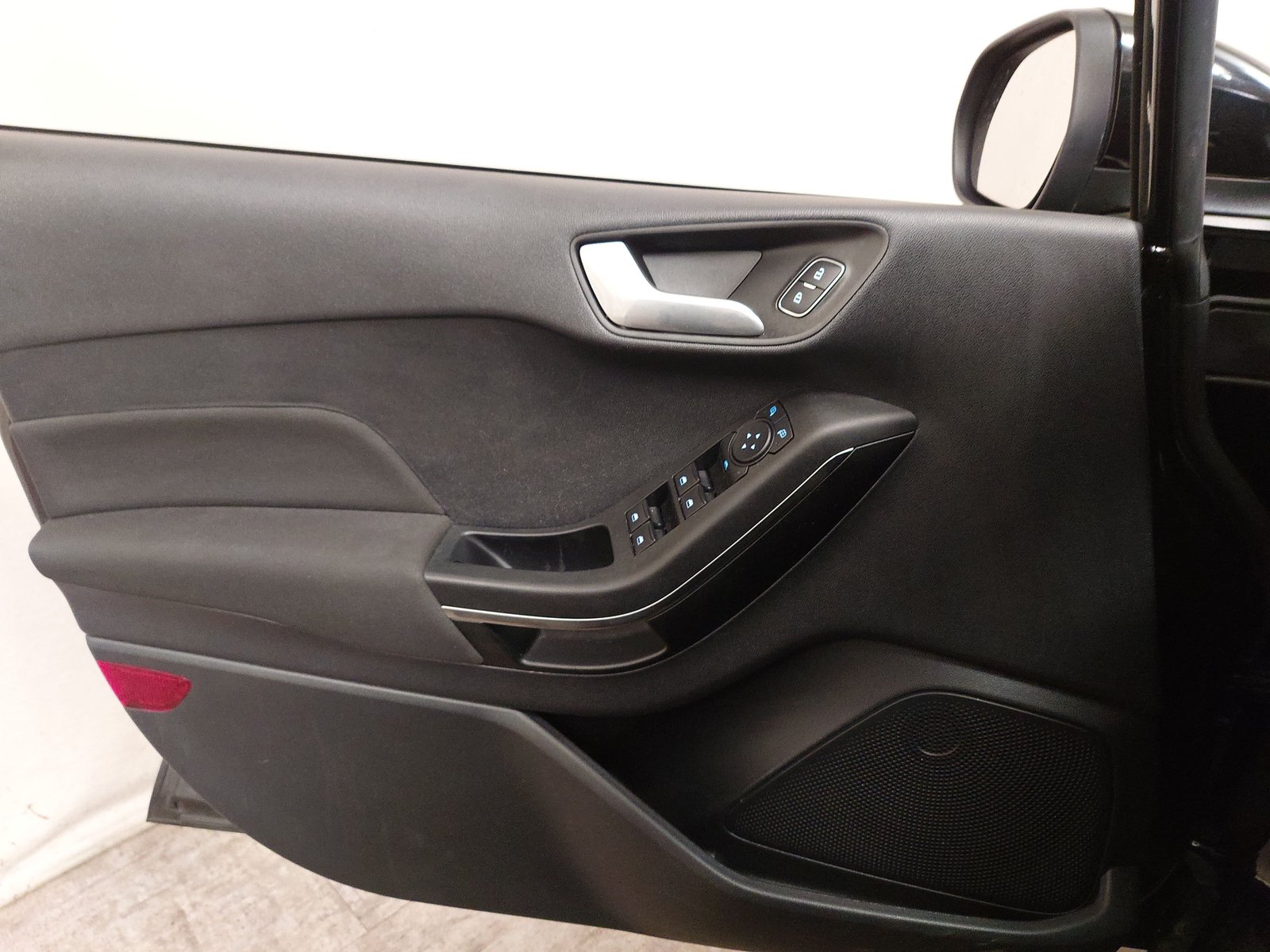 Ford Fiesta 1.0 EB Titanium NAVI LED SHZ PDC 5