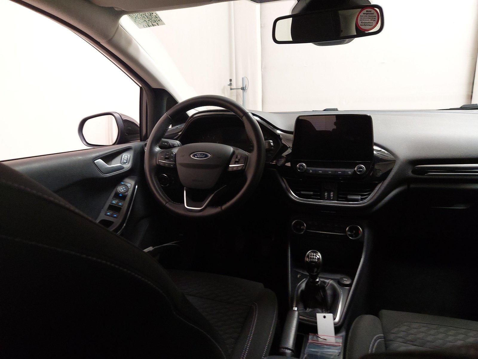 Ford Fiesta 1.0 EB Titanium NAVI LED SHZ PDC 13