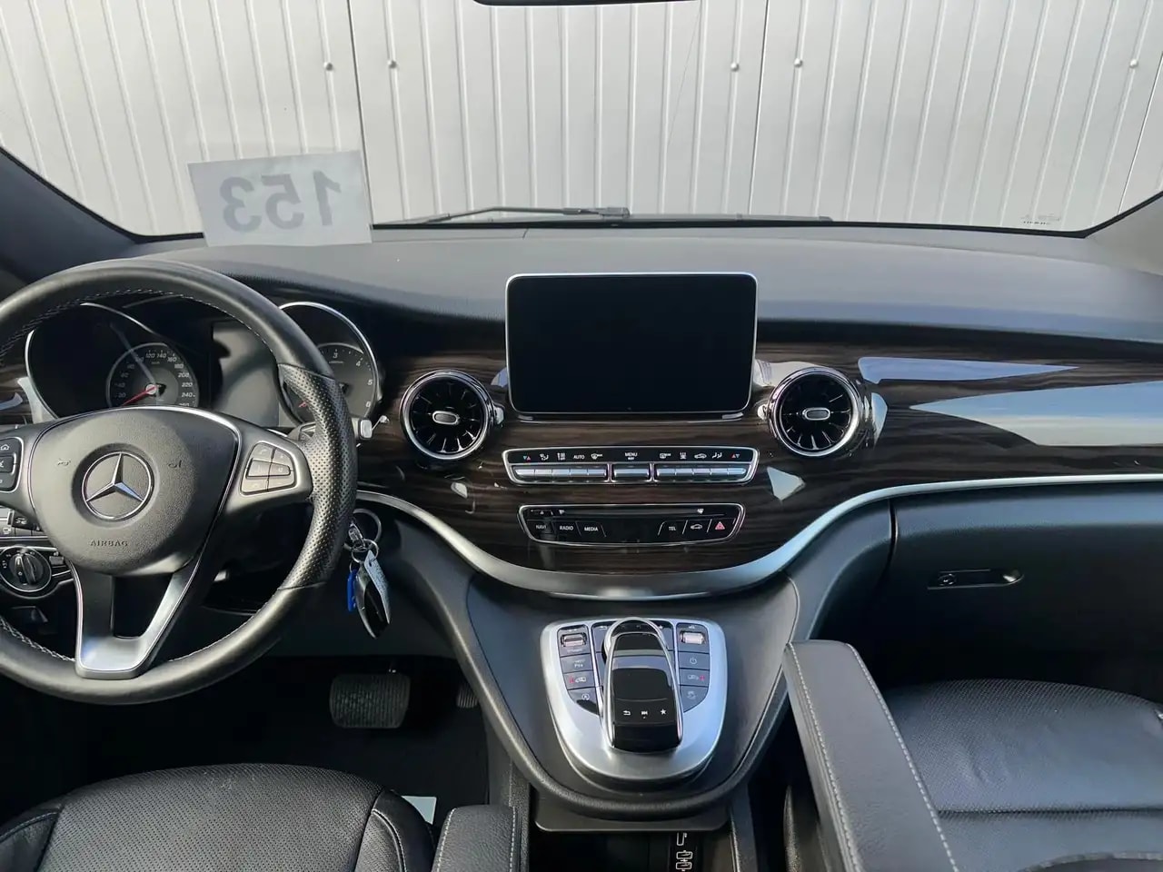 Mercedes-Benz V 300 LANG 4M LIEGEPAKET WEBASTO LED 3x EL.TÜREN 19