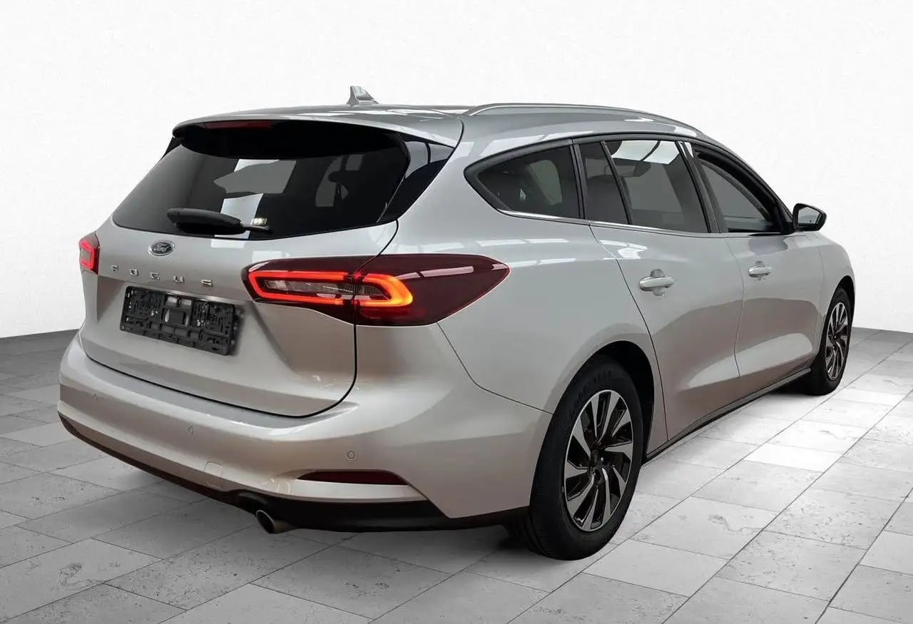 Ford Focus Titanium LED*LM*DAB*NaviGroß*Winterpaket 4