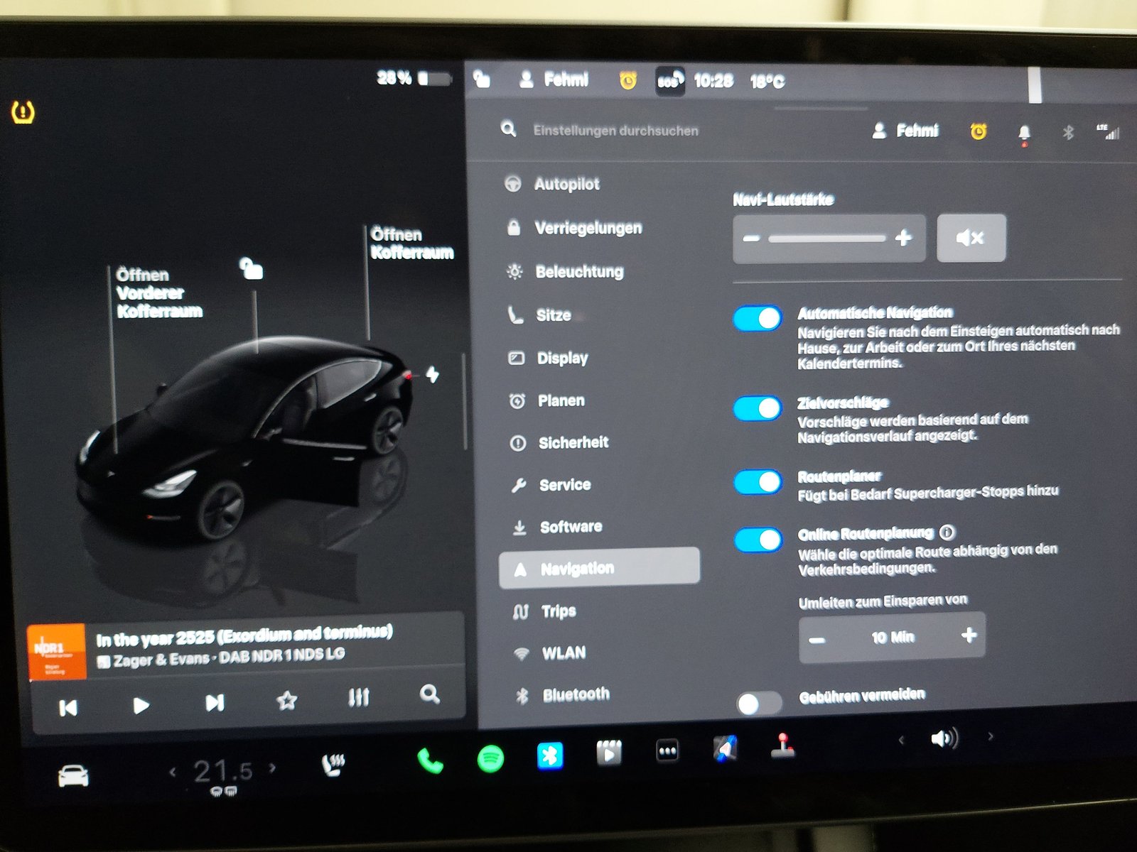 Tesla Model 3 RWD NAVI LED SHZ RFK 18