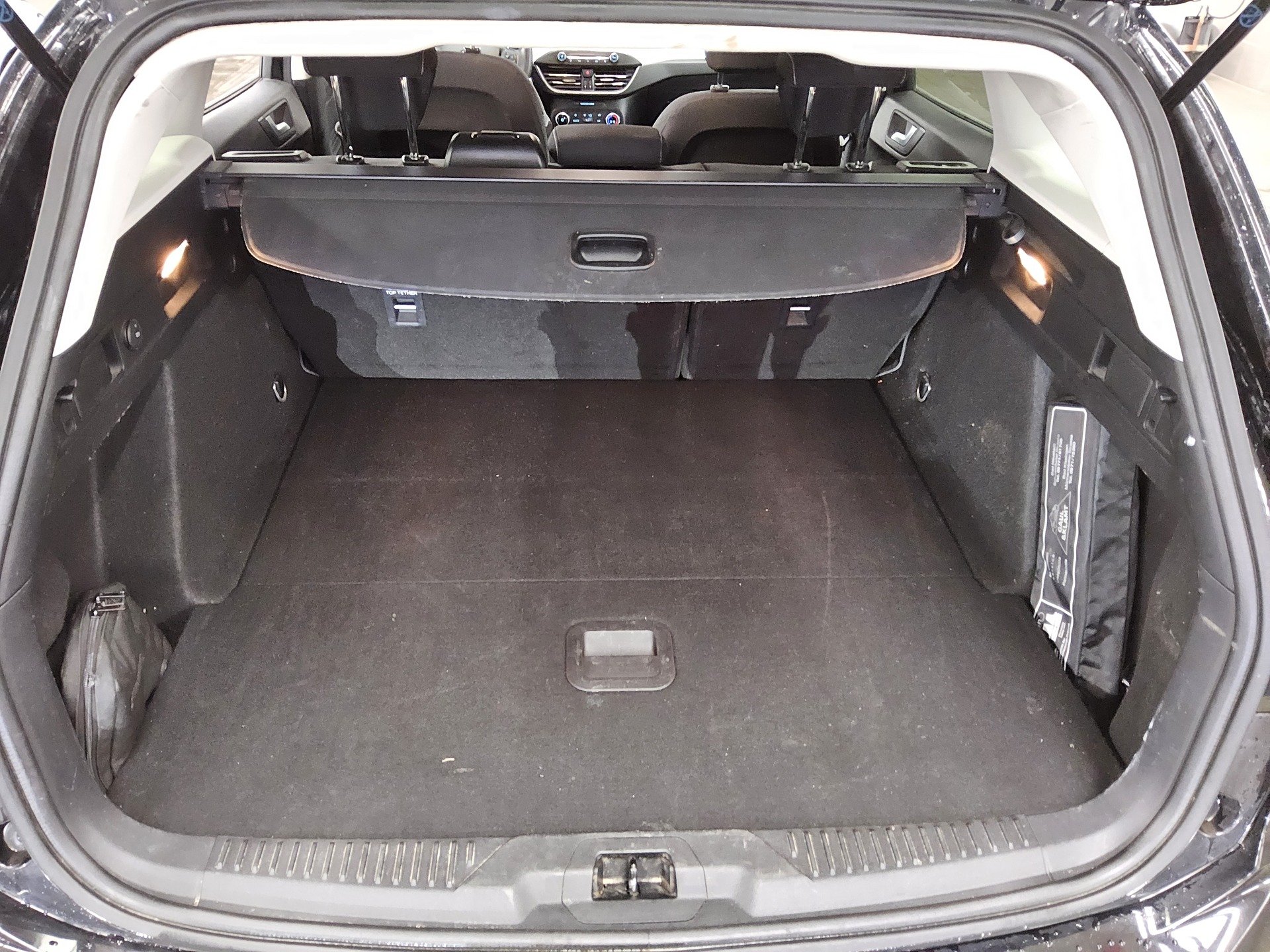 Ford Focus Turnier 2.0 EB Cool&Connect Navi Rfk Ahk 11