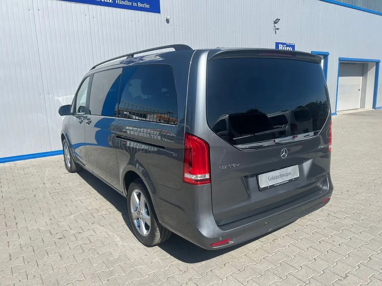 Mercedes-Benz V 300 LANG 4M WEBASTO NAVI MBUX KAMERA 7-SITZER 9