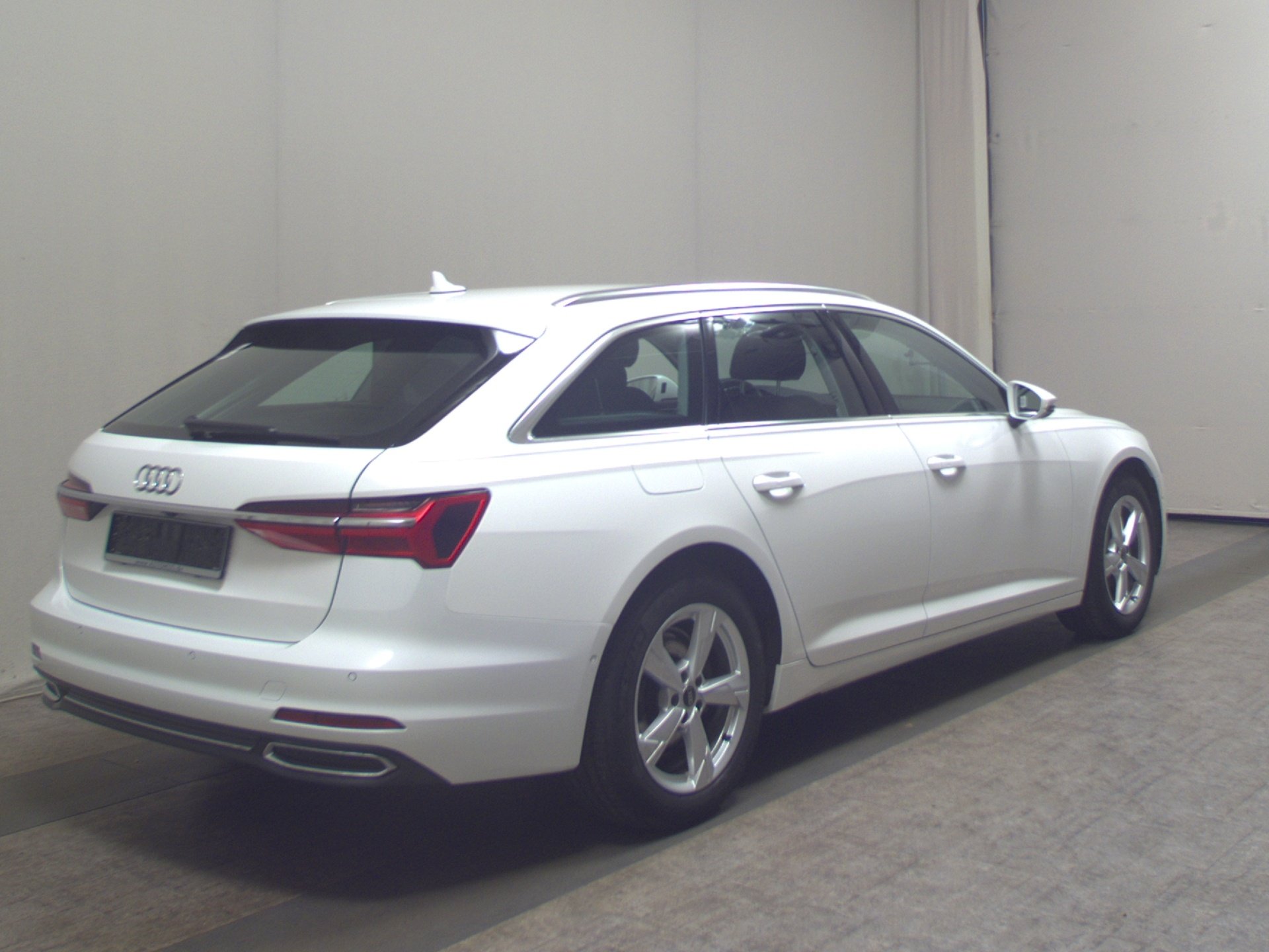Audi A6 Avant 35 TDI sport Navi LED vc 360° ACC PDC 4