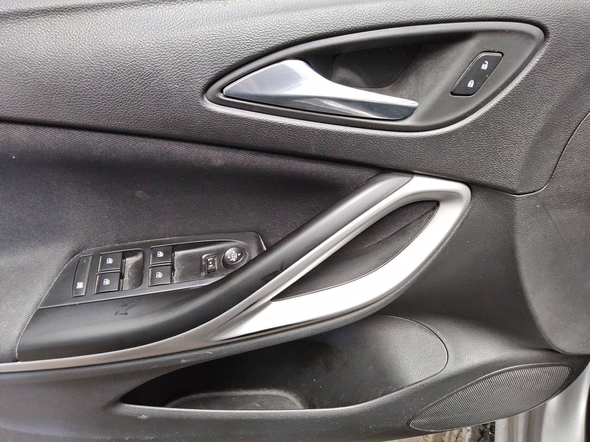 Opel Astra ST 1.5 D Edition Navi PDC DAB 9