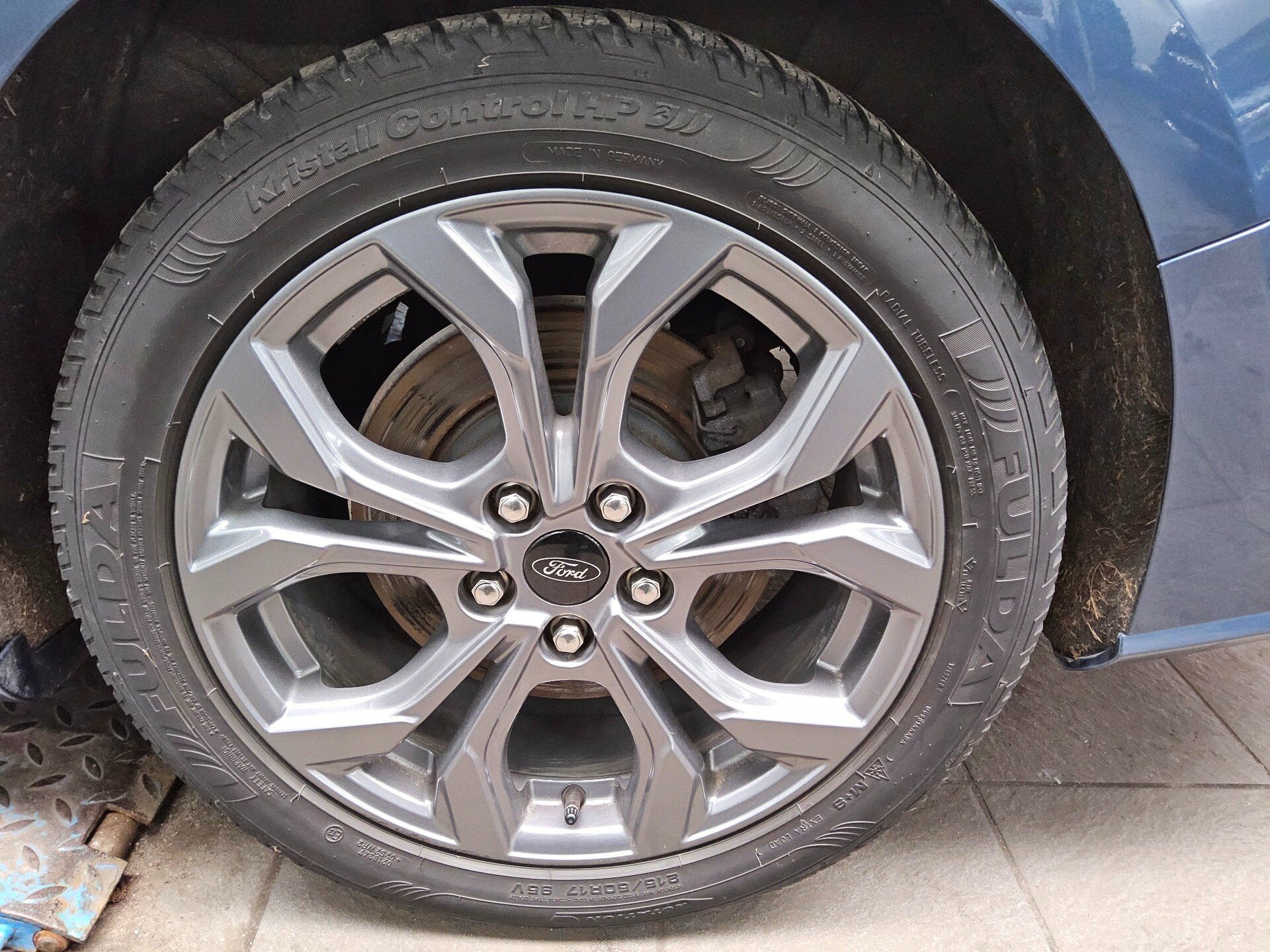 Ford Focus Turnier 1.5 EB ST-Line Navi LED RfK PDC 10