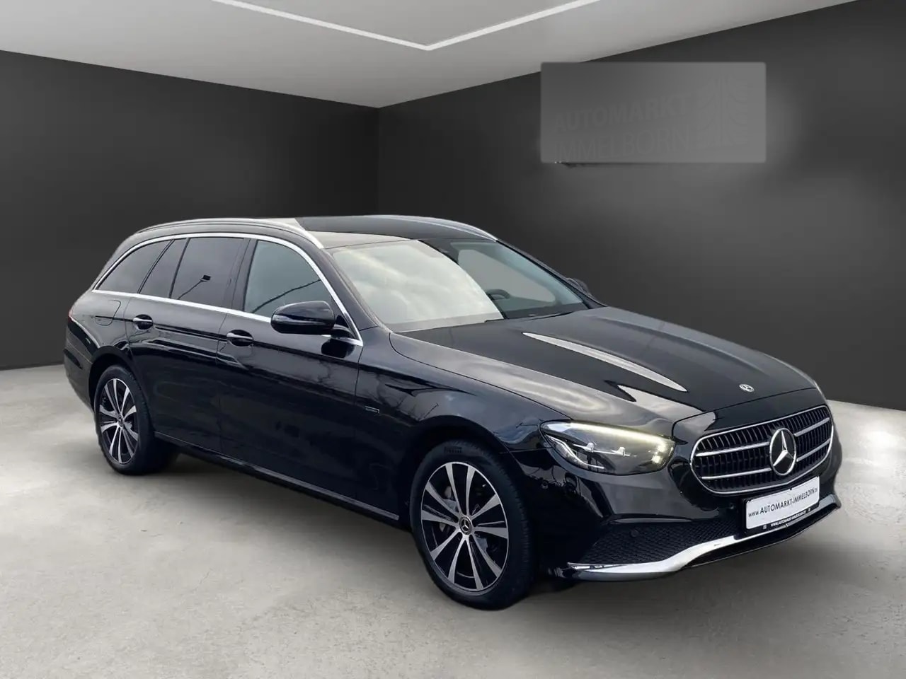 Mercedes-Benz E 300 de Allrad Facelift Wides*MBUX*LED*SOH 95%*