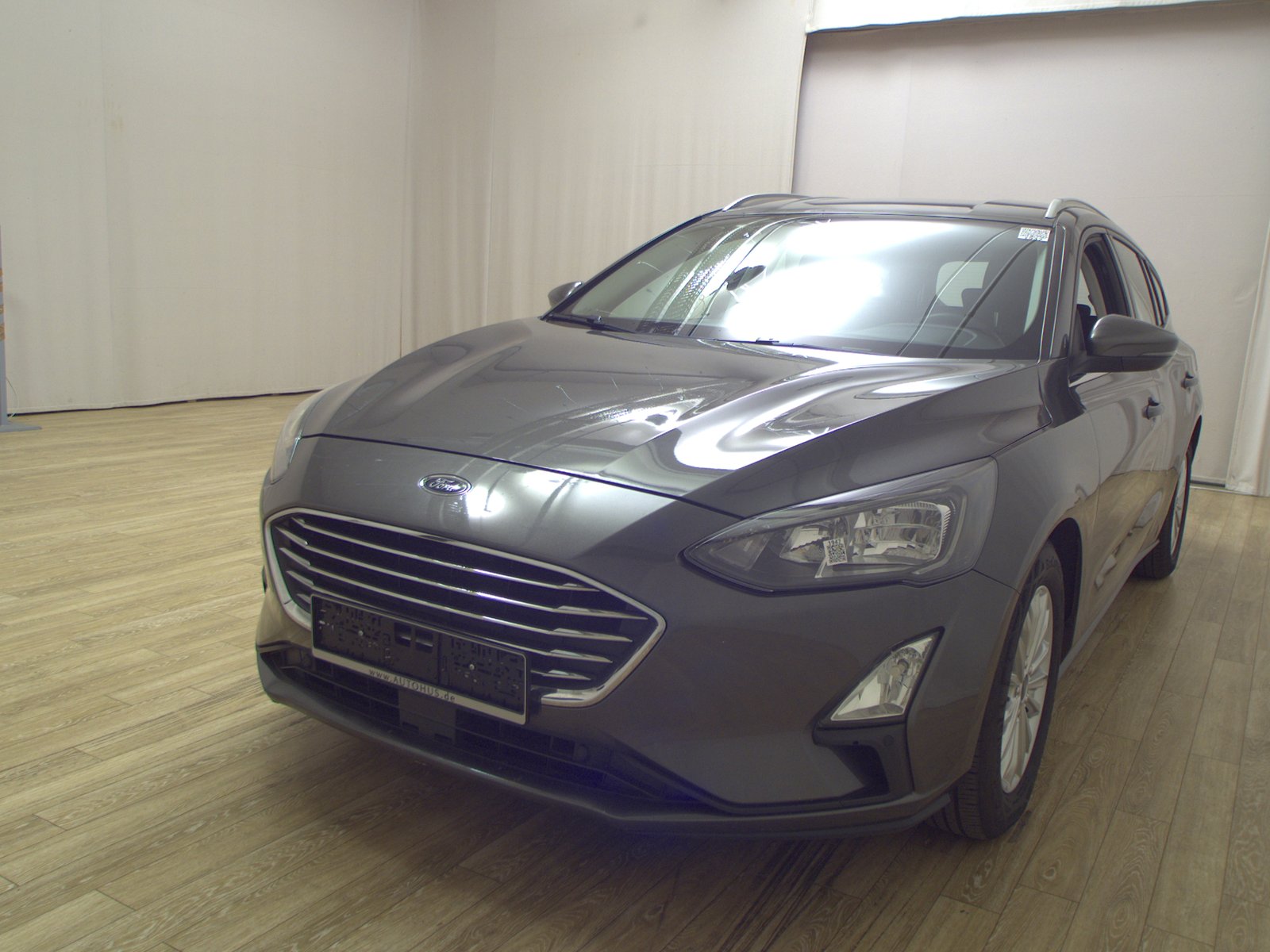 Ford Focus Turnier 1.5 EB Titanium NAVI LED SHZ PDC 2