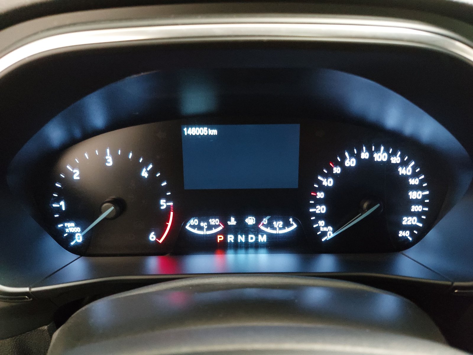 Ford Focus Turnier 2.0 EB Titanium NAVI SPORTSITZE KLIMAAUT LED RADIO 17