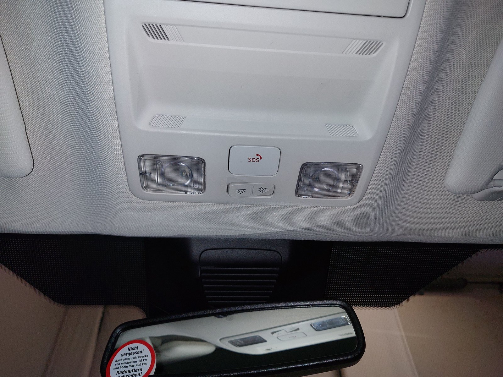 Ford Focus Turnier 2.0 EB Titanium NAVI SPORTSITZE KLIMAAUT LED RADIO 16