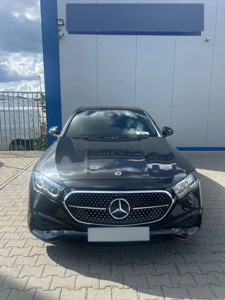 Mercedes-Benz E 200 AMG-LINE NIGHT-PAK 9G-TR KAMERA KEYLESS-GO 2